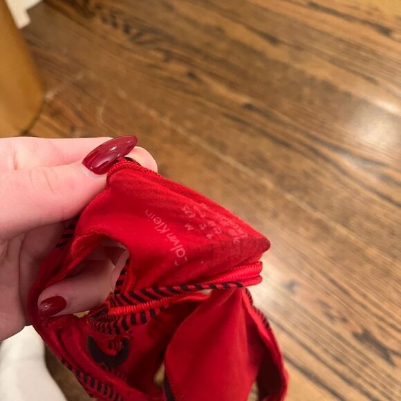 red black calvin klein racer back bra - Picture 2 of 3